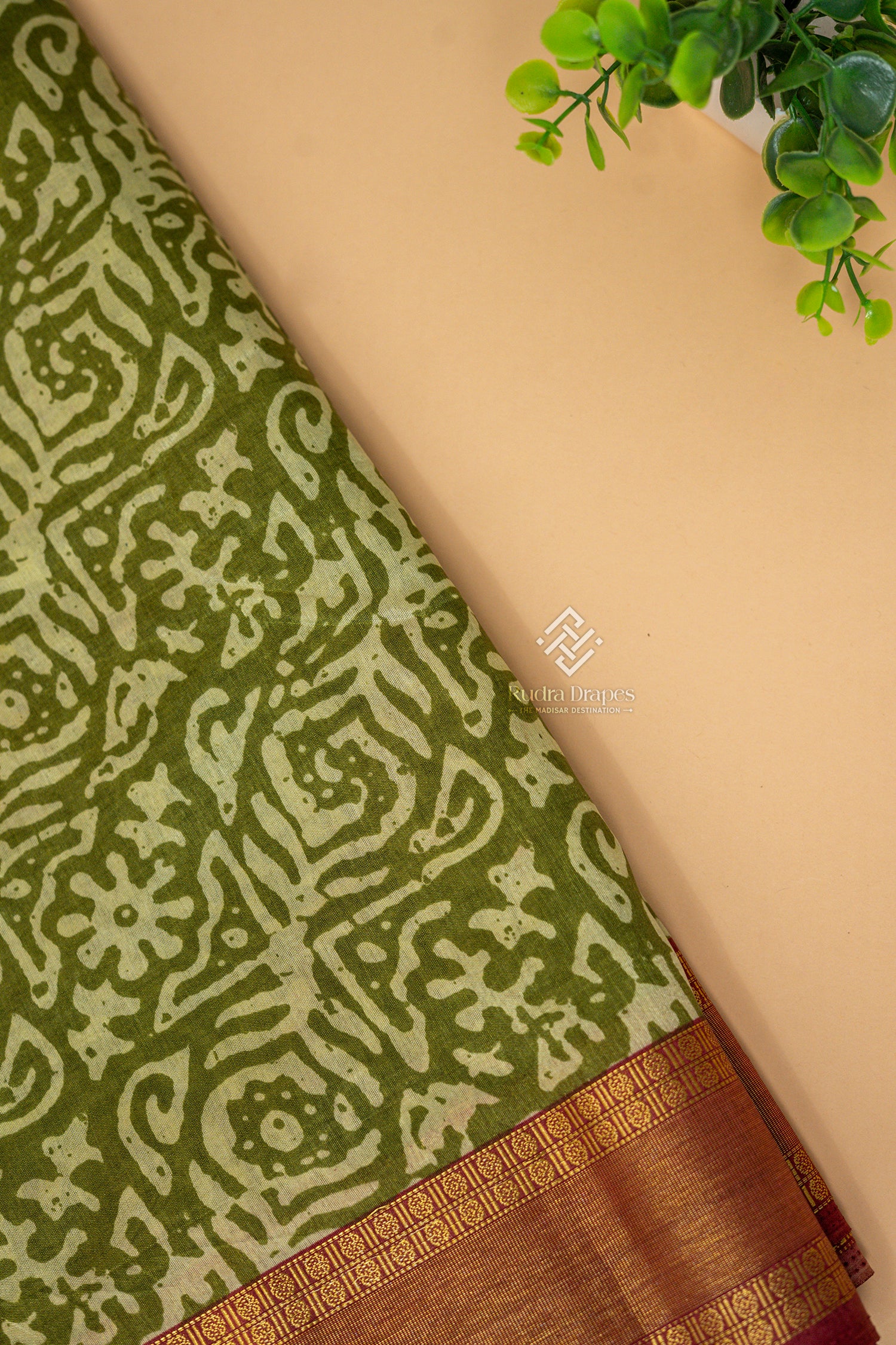 Olive Green Printed Tussar 10 Yards Madisar Saree